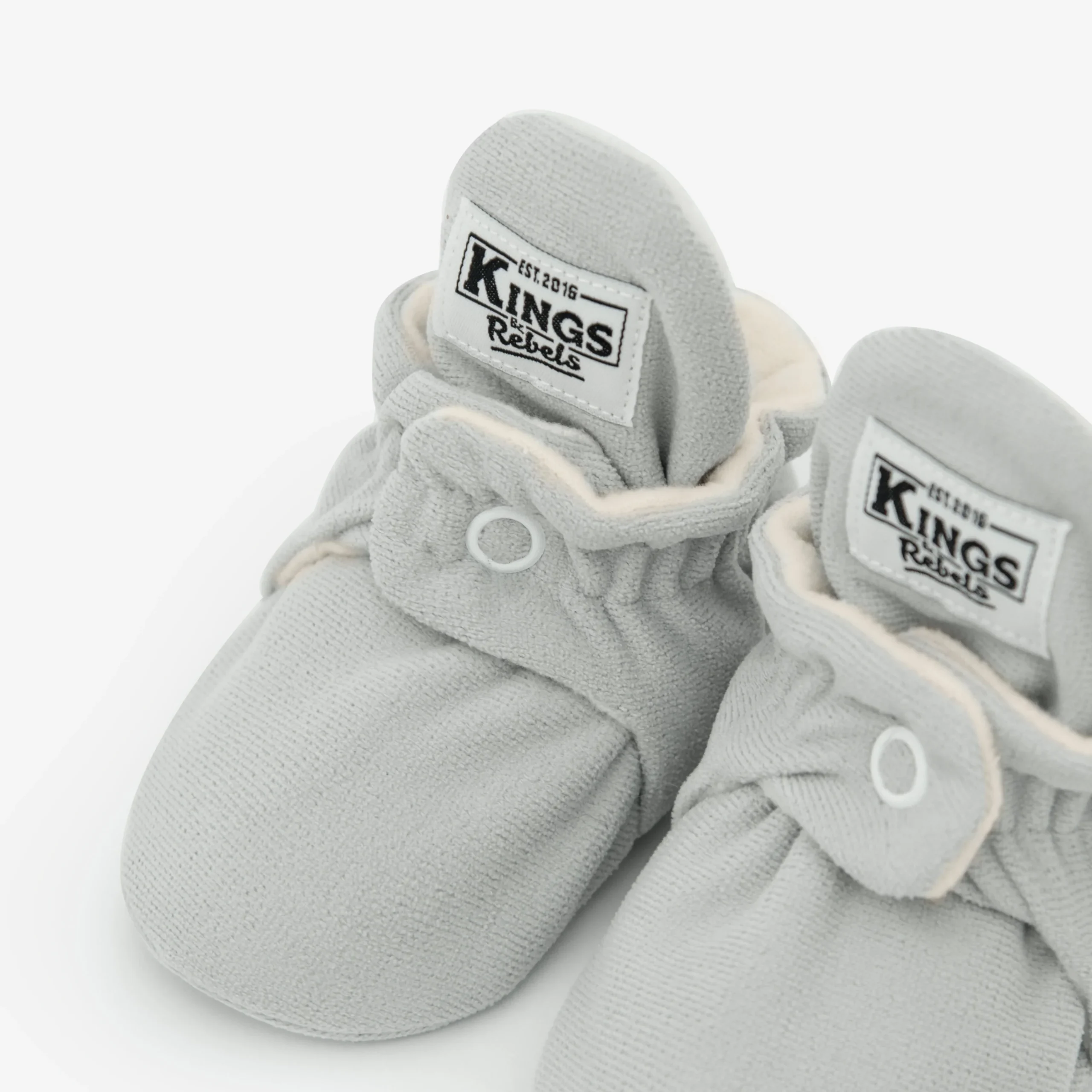 Zapatos KingsR Gamuza Gripper Gris Claro - Imagen 7